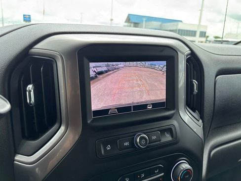 Used 2023 Chevrolet Silverado 1500 Custom AWD/4WD image 27