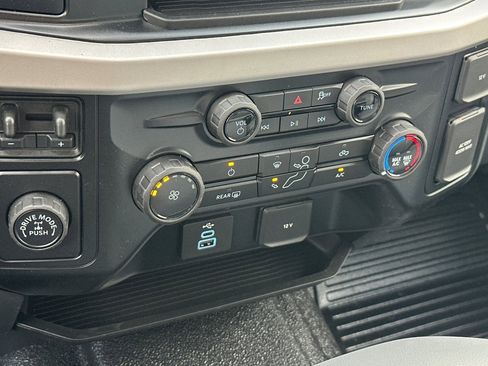 New 2026 Ford F350 XL w/ XL Chrome Package image 18