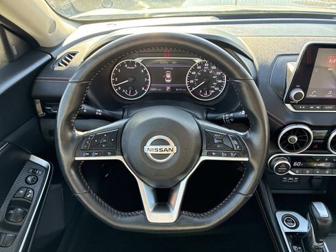 Certified 2023 Nissan Sentra SR w/ SR Premium Package image 18