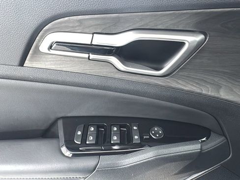 Used 2025 Kia Sportage X-Line w/ Premium Package image 20