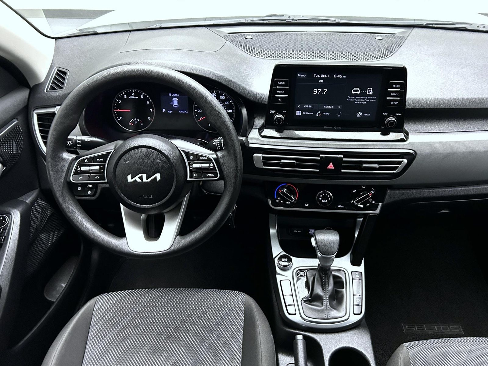 Used 2022 Kia Seltos LX AWD/4WD image 12