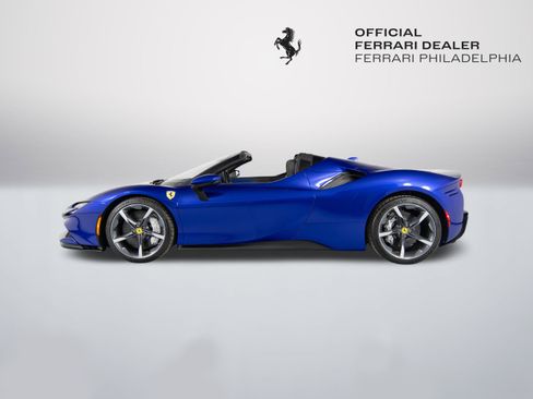Certified 2022 Ferrari SF90 Spider image 5