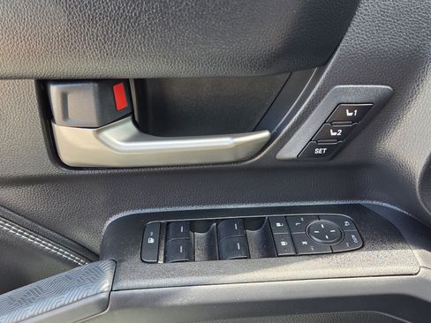 Certified 2025 Toyota 4Runner Limited AWD/4WD image 14