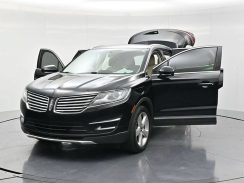 Used 2017 Lincoln MKC Premiere AWD/4WD image 54