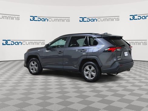 Used 2023 Toyota RAV4 LE AWD/4WD image 7