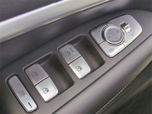 New 2026 Genesis G70 2.5T image 22