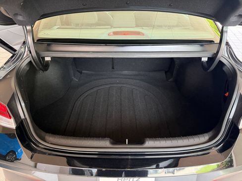 Used 2025 Hyundai Elantra SEL FWD image 27