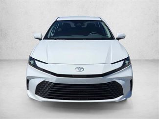 Used 2025 Toyota Camry LE FWD video 2