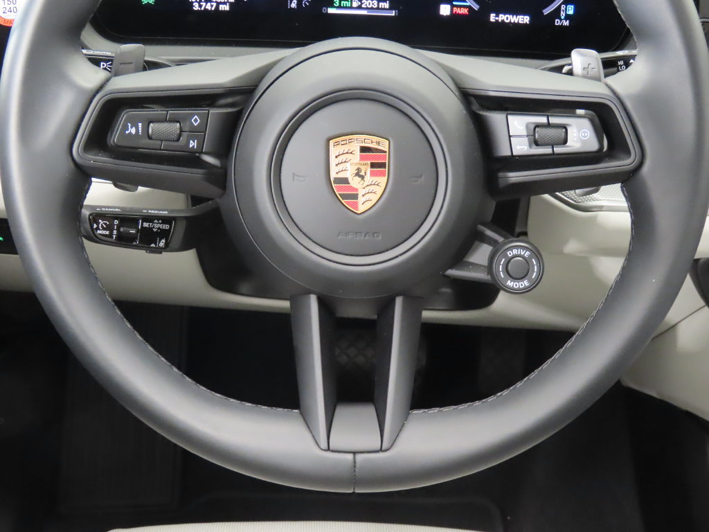 Certified 2026 Porsche Cayenne E-Hybrid AWD/4WD image 19