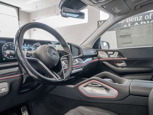 New 2026 Mercedes-Benz GLS 450 4MATIC image 7