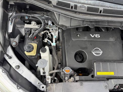 Used 2015 Nissan Quest SV image 10