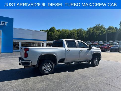Used 2023 Chevrolet Silverado 2500 LT w/ All Star Edition AWD/4WD image 3