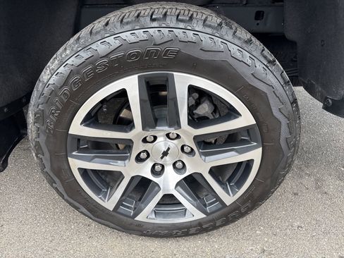 Used 2023 Chevrolet Colorado Z71 w/ Z71 Convenience Package 2 image 10