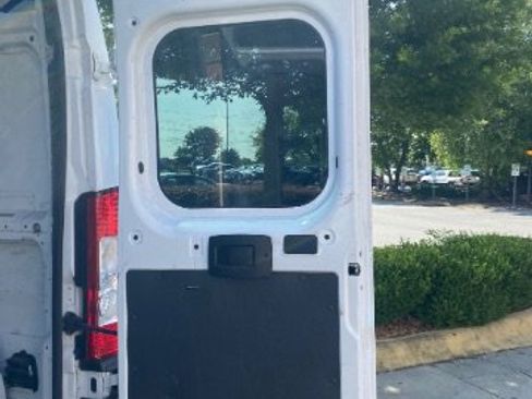 Used 2022 RAM ProMaster 2500 image 10