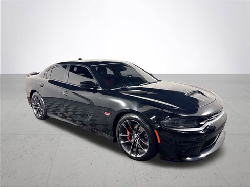 Used 2022 Dodge Charger Scat Pack w/ Plus Group image 4