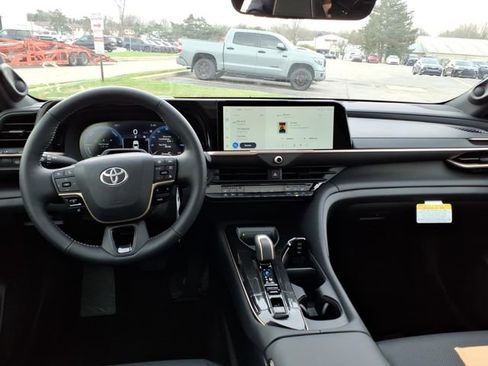New 2026 Toyota Crown Platinum AWD/4WD image 10