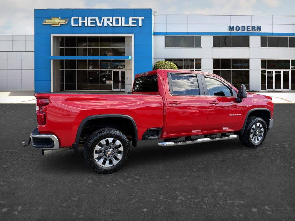 Used 2022 Chevrolet Silverado 2500 LT w/ Convenience Package AWD/4WD image 5