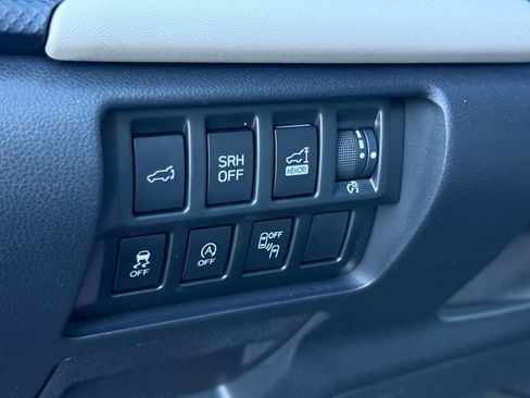 Used 2023 Subaru Forester Limited image 64