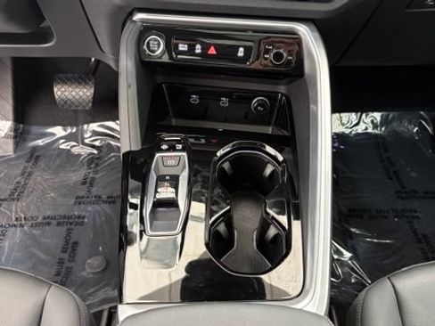 Used 2025 Audi Q5 Premium Plus AWD/4WD image 39