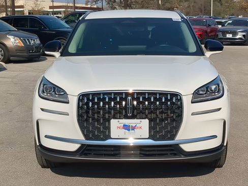 Used 2024 Lincoln Corsair Reserve image 8