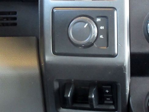 Used 2022 Ford F250 XLT image 28