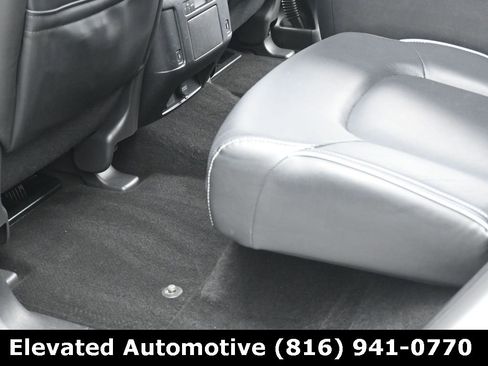 Used 2023 INFINITI QX80 Premium Select w/ All-Season Package image 14