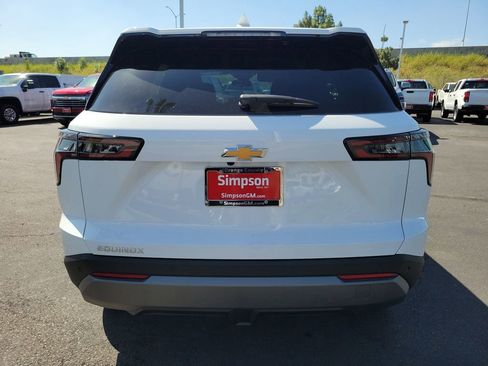 New 2026 Chevrolet Equinox LT FWD image 22