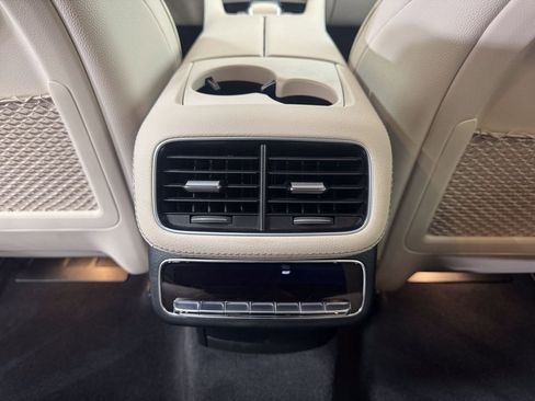 Certified 2025 Mercedes-Benz GLS 450 4MATIC image 27