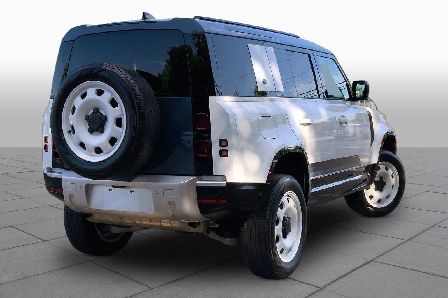 Used 2024 Land Rover Defender 110 S AWD/4WD image 13