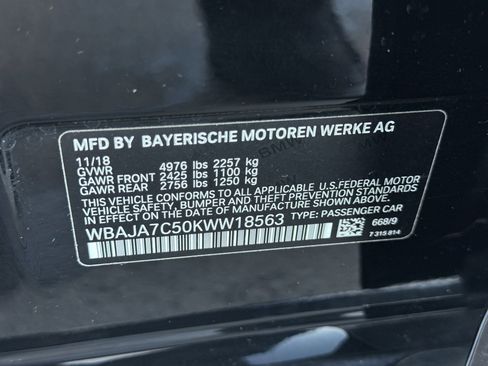 Used 2019 BMW 530i xDrive w/ Convenience Package image 26