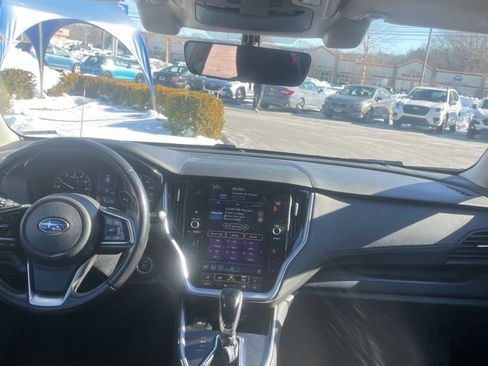 Used 2022 Subaru Outback Premium image 15
