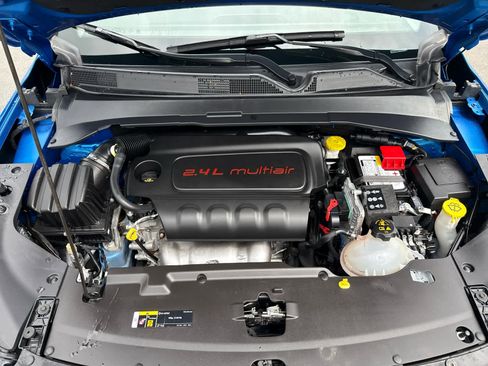 Used 2022 Jeep Compass Limited image 16