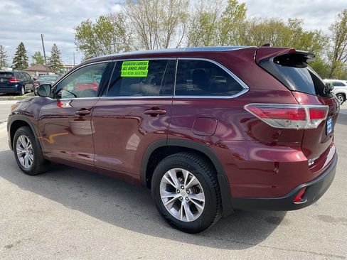Used 2015 Toyota Highlander XLE AWD/4WD image 4
