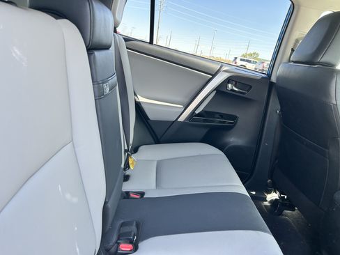 Used 2018 Toyota RAV4 Limited w/ Advanced Technology Package AWD/4WD image 11