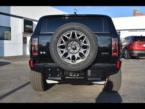 New 2025 GMC Hummer EV 3X w/ LPO, Cargo Utility Package image 9