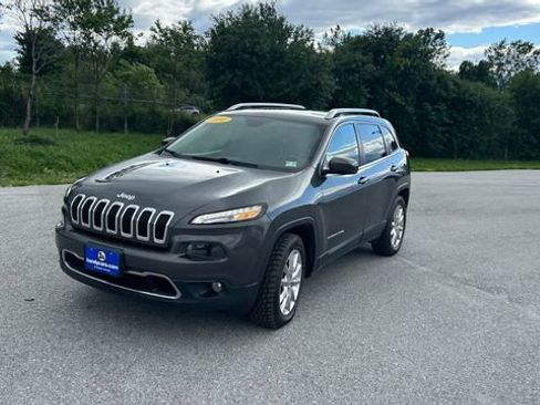 Used 2016 Jeep Cherokee Limited AWD/4WD image 7