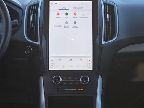 Used 2024 Ford Edge SEL w/ Convenience Package image 18