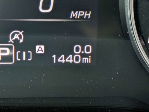 Certified 2025 Subaru Crosstrek 2.0i Premium image 27