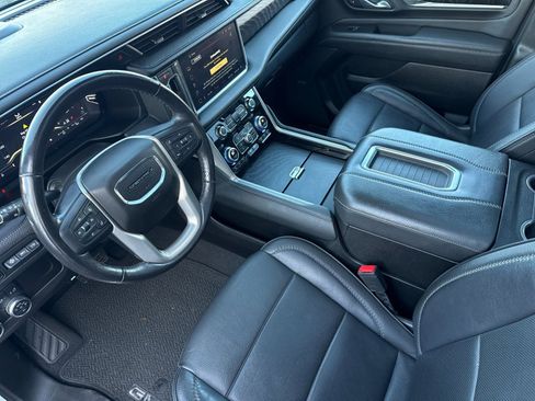 Used 2022 GMC Yukon Denali image 9