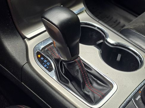 Used 2018 Jeep Grand Cherokee Trailhawk AWD/4WD image 34