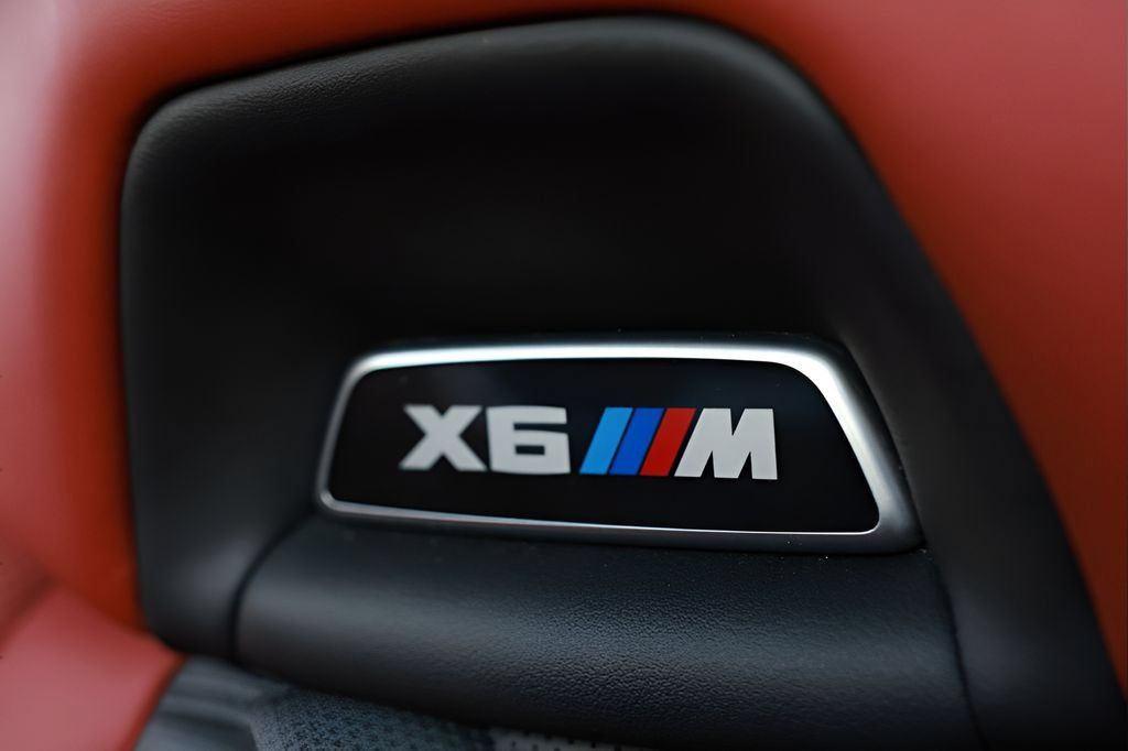 Used 2021 BMW X6 M w/ Competition Package AWD/4WD image 48