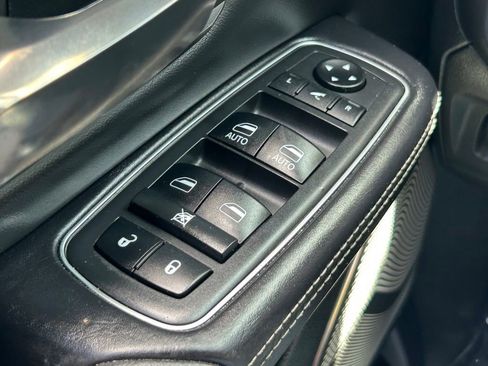 Used 2019 RAM 1500 Limited AWD/4WD image 41