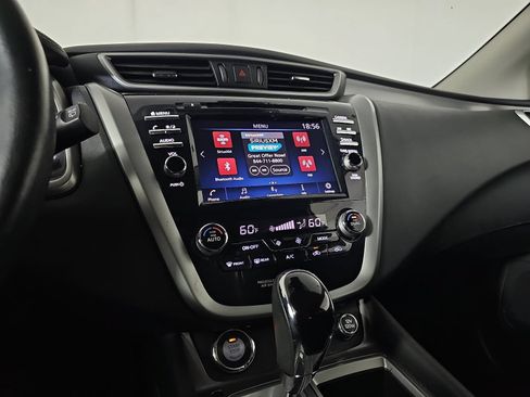 Used 2020 Nissan Murano SV FWD image 16