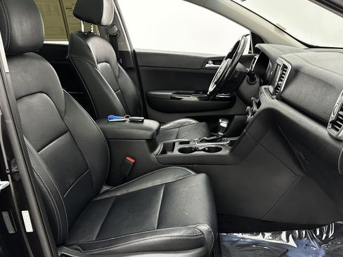 Used 2019 Kia Sportage EX w/ EX Premium Package image 35
