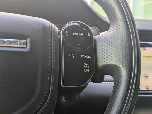 Used 2020 Land Rover Range Rover Evoque R-Dynamic HSE image 29