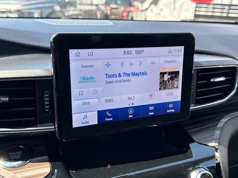 Used 2022 Ford Explorer Limited w/ Equipment Group 301A image 30