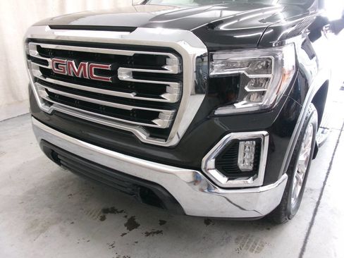 Used 2019 GMC Sierra 1500 SLT w/ SLT Premium Package AWD/4WD image 18