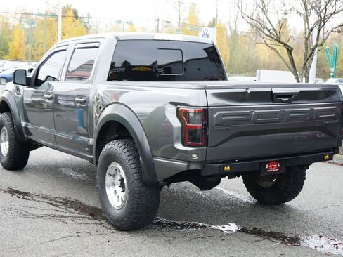 Used 2018 Ford F150 Raptor w/ Equipment Group 802A Luxury image 3