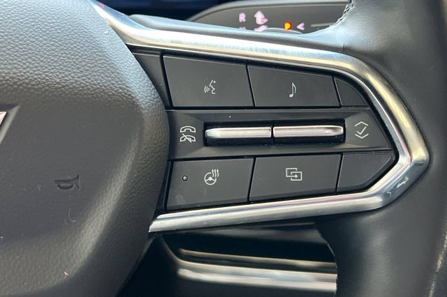 Used 2025 Chevrolet Equinox LT w/ Convenience Package II FWD image 31