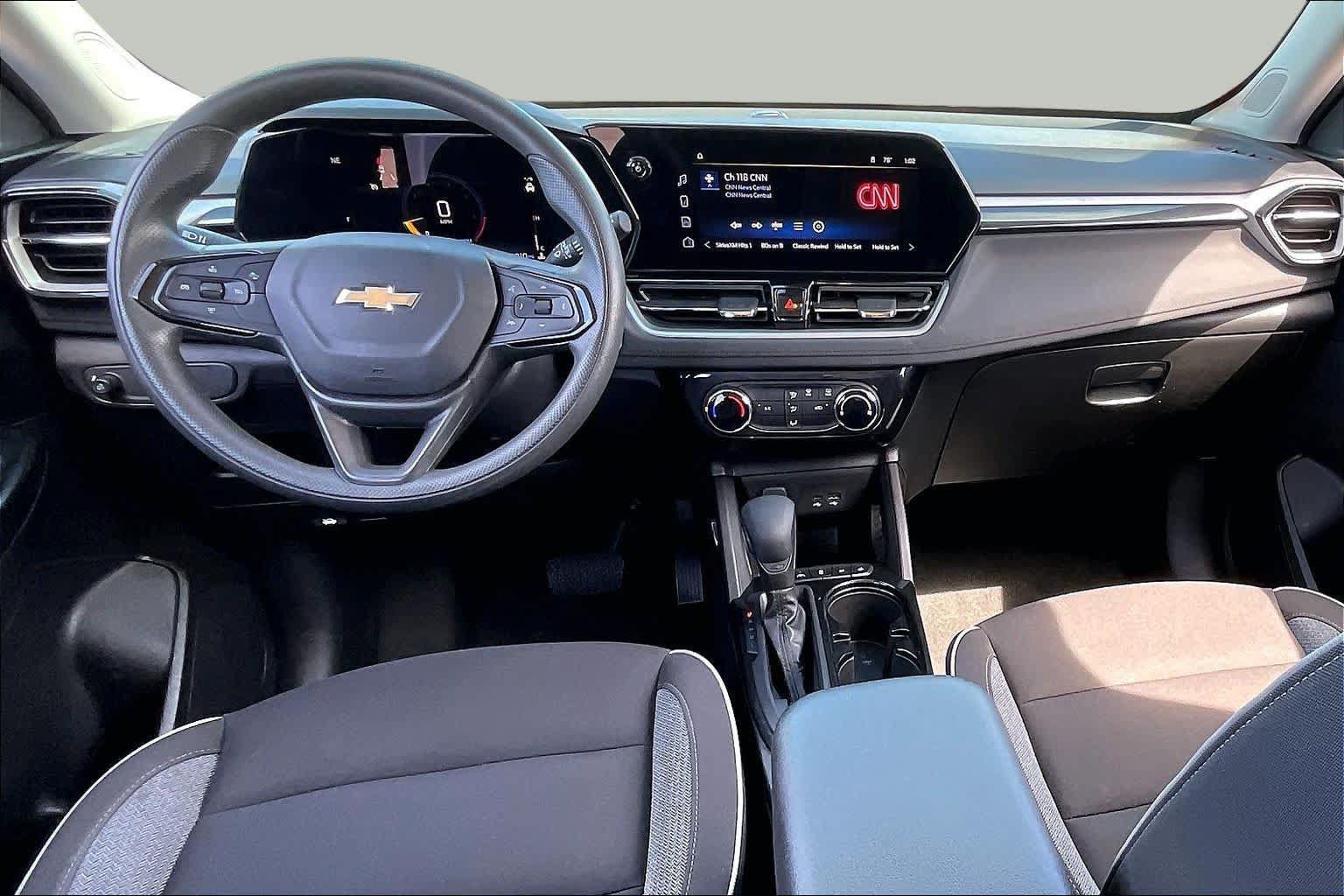 Used 2025 Chevrolet TrailBlazer LT FWD image 31